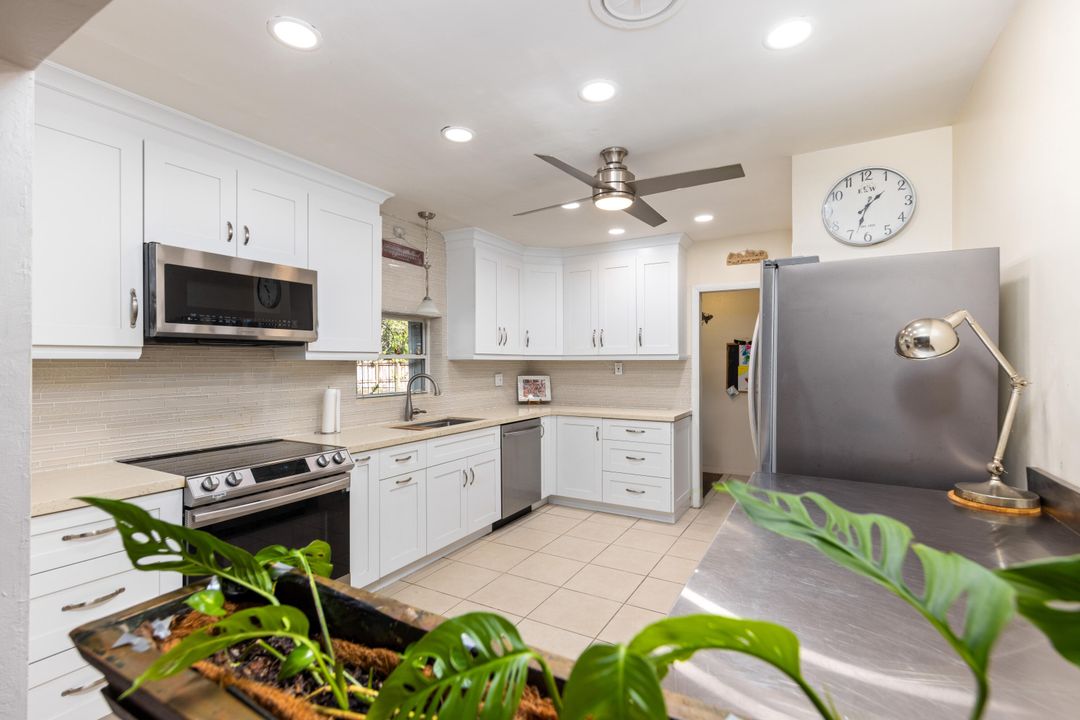 For Sale: $1,100,000 (3 beds, 2 baths, 1643 Square Feet)