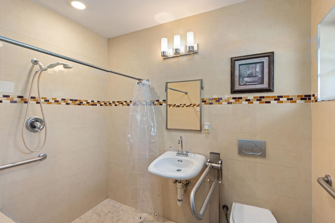 For Sale: $1,100,000 (3 beds, 2 baths, 1643 Square Feet)