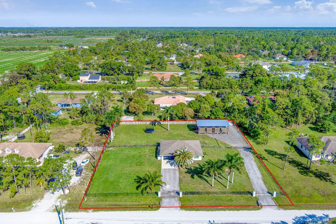 For Sale: $685,000 (3 beds, 2 baths, 1562 Square Feet)