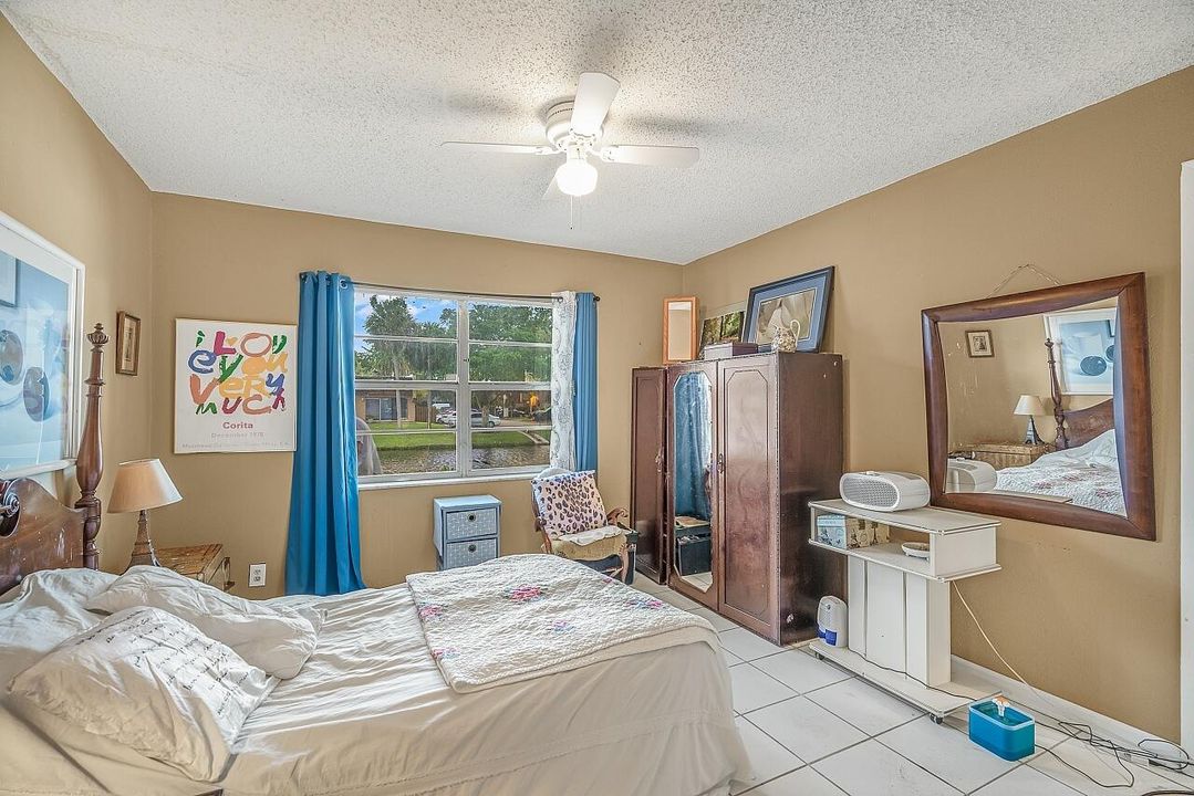 En Venta: $249,000 (2 camas, 2 baños, 1015 Pies cuadrados)