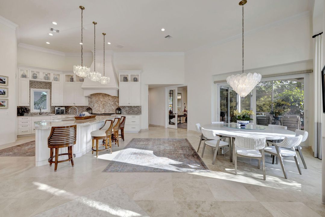 For Sale: $5,200,000 (5 beds, 6 baths, 5828 Square Feet)