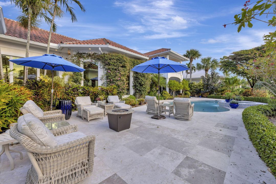 For Sale: $5,200,000 (5 beds, 6 baths, 5828 Square Feet)