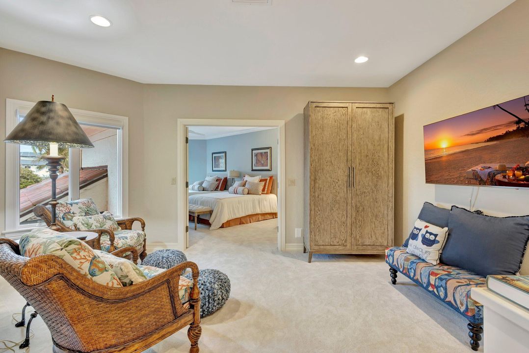 For Sale: $5,200,000 (5 beds, 6 baths, 5828 Square Feet)