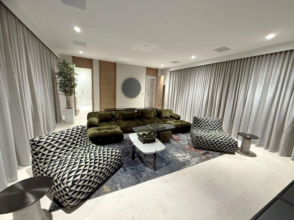 На продажу: $45,000,000 (6 спален, 6 ванн, 12912 Квадратных фут)