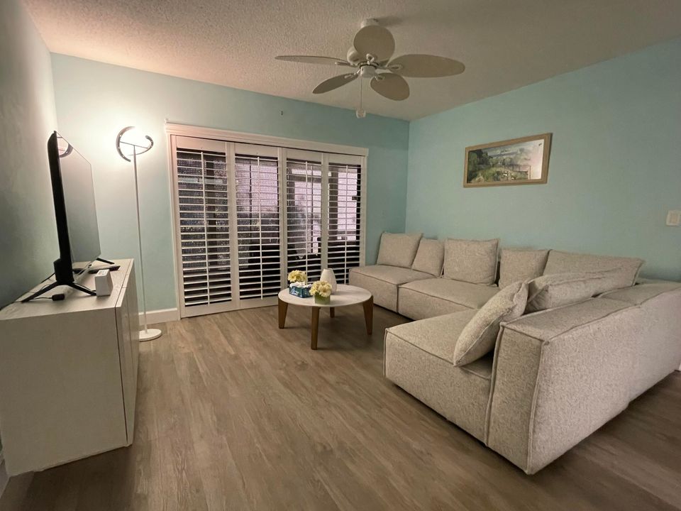 Activo con contrato: $3,200 (3 camas, 2 baños, 1360 Pies cuadrados)