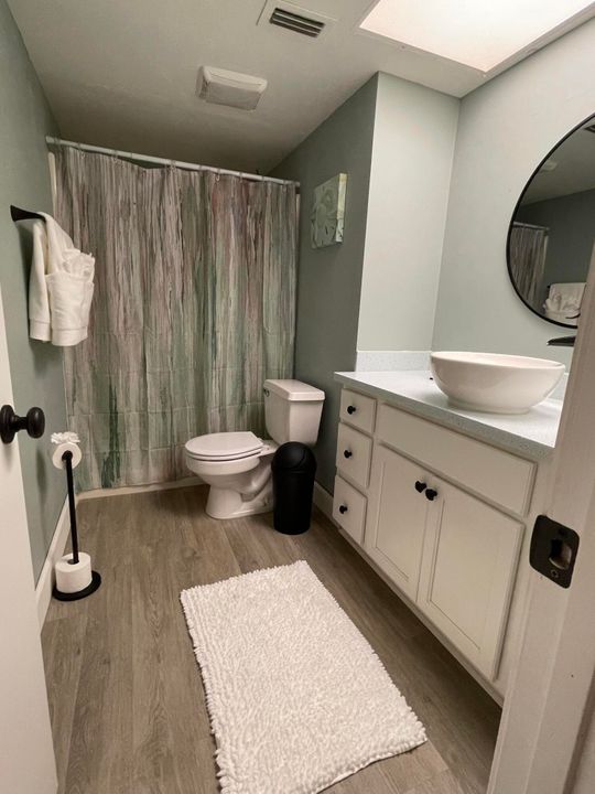 Activo con contrato: $3,200 (3 camas, 2 baños, 1360 Pies cuadrados)