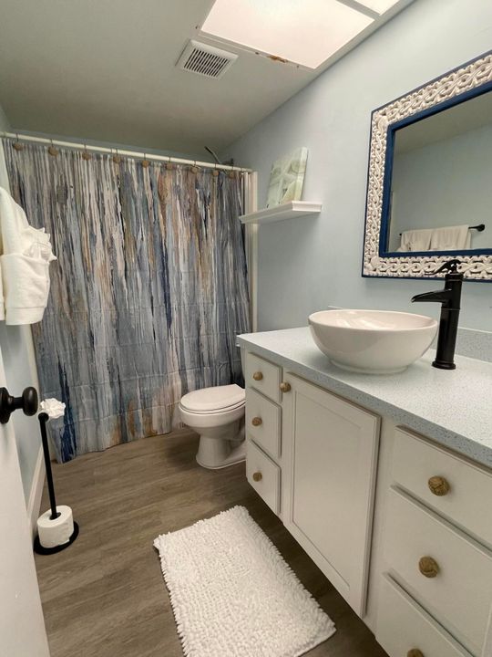 Activo con contrato: $3,200 (3 camas, 2 baños, 1360 Pies cuadrados)