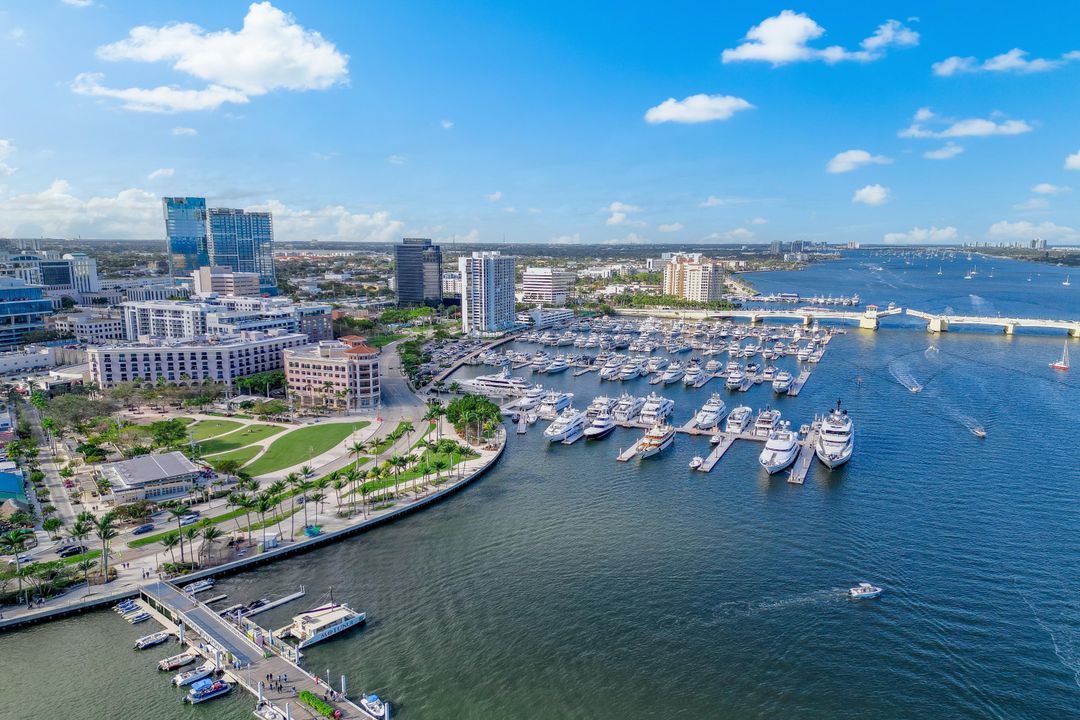 For Rent: $27,400 (4 beds, 4 baths, 2919 Square Feet)