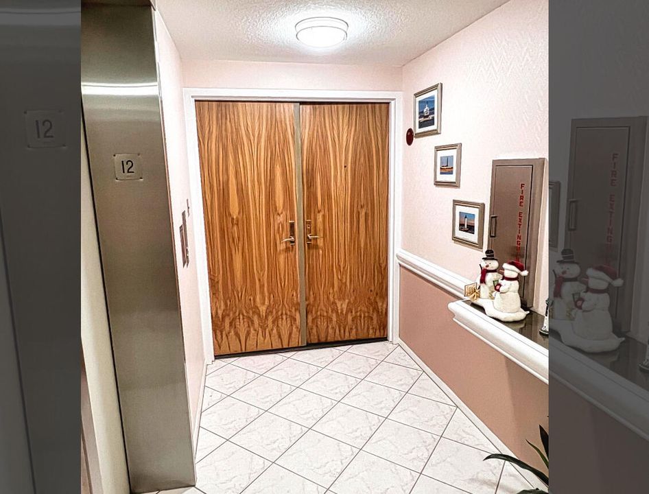 For Rent: $6,300 (2 beds, 2 baths, 1577 Square Feet)