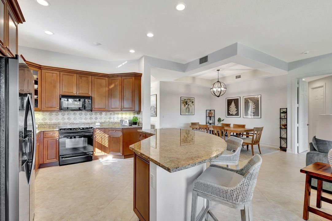 Active With Contract: $7,000 (3 beds, 2 baths, 1964 Square Feet)