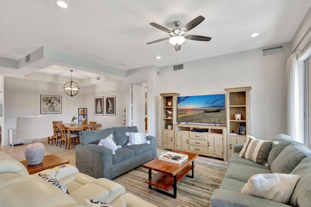 Active With Contract: $7,000 (3 beds, 2 baths, 1964 Square Feet)