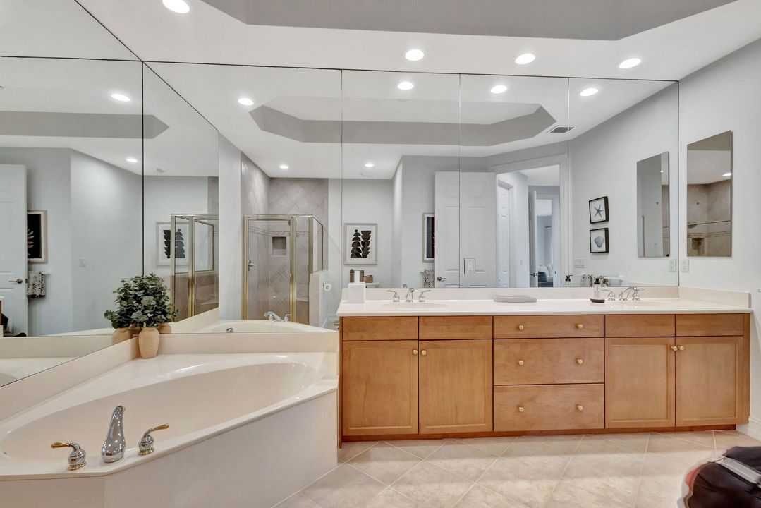 Active With Contract: $7,000 (3 beds, 2 baths, 1964 Square Feet)