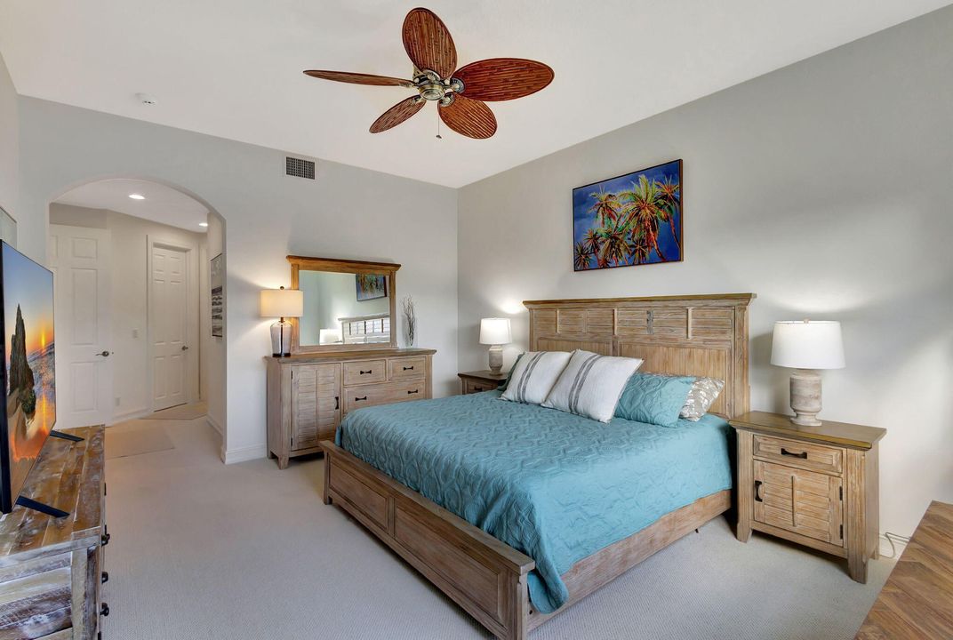 Active With Contract: $7,000 (3 beds, 2 baths, 1964 Square Feet)