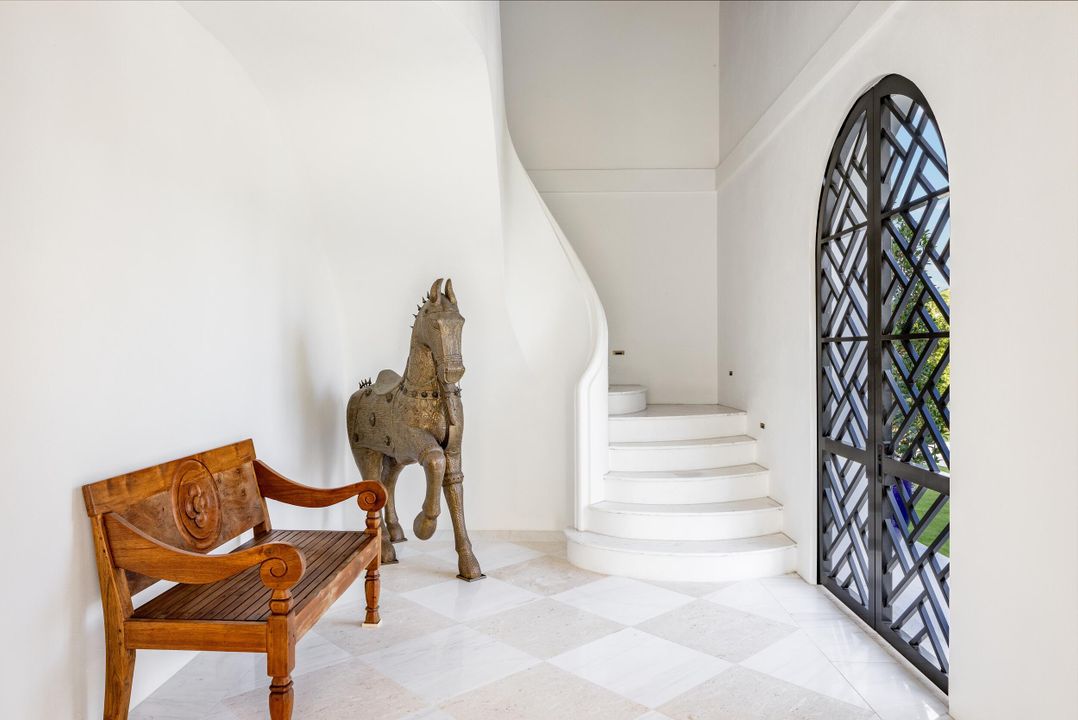 En Venta: $16,495,000 (4 camas, 4 baños, 4316 Pies cuadrados)