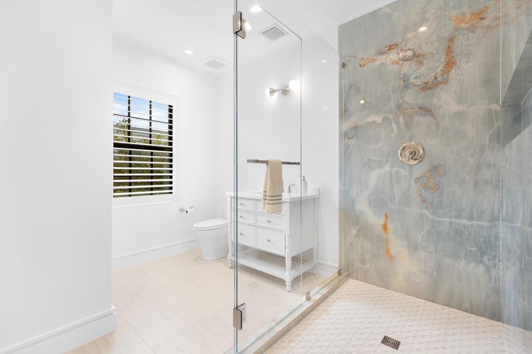 En Venta: $16,495,000 (4 camas, 4 baños, 4316 Pies cuadrados)