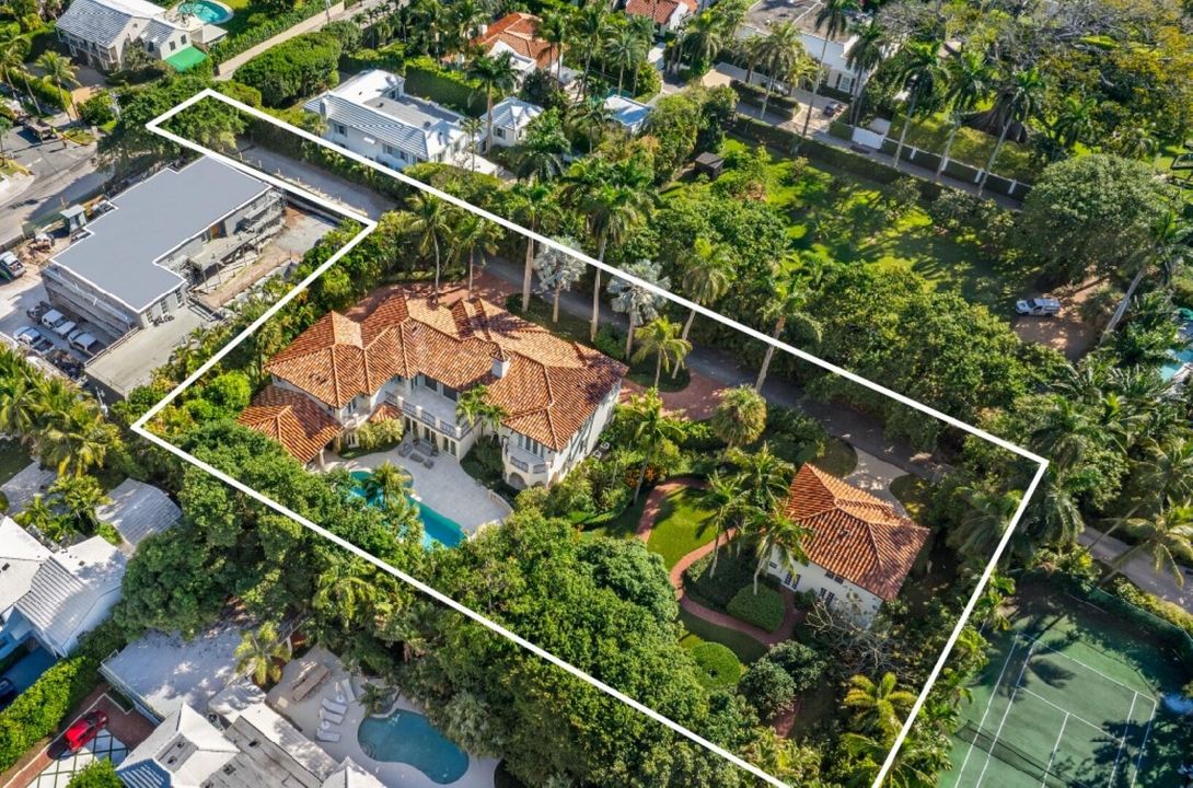 Recently Sold: $32,950,000 (8 beds, 10 baths, 8376 Square Feet)