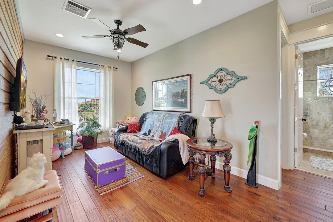 En Venta: $1,478,800 (4 camas, 4 baños, 2842 Pies cuadrados)