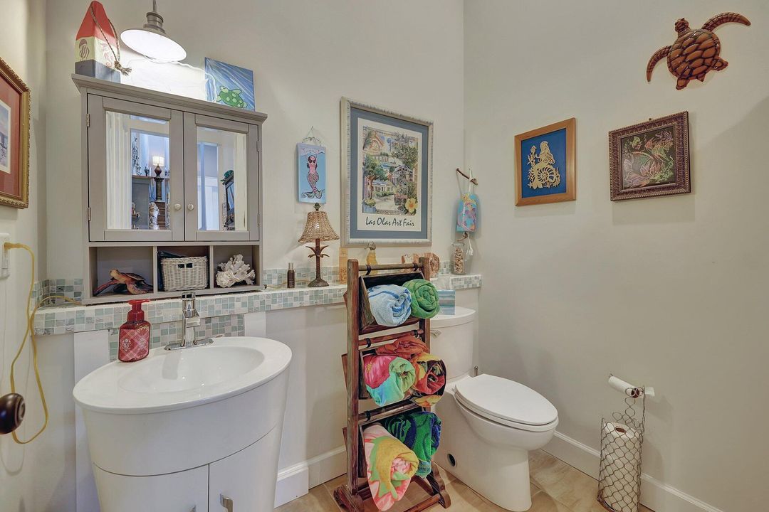 En Venta: $1,478,800 (4 camas, 4 baños, 2842 Pies cuadrados)