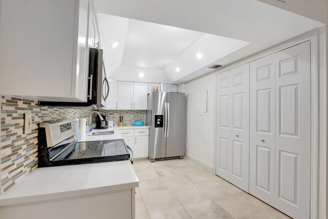 待售: $125,000 (2 贝兹, 2 浴室, 1566 平方英尺)