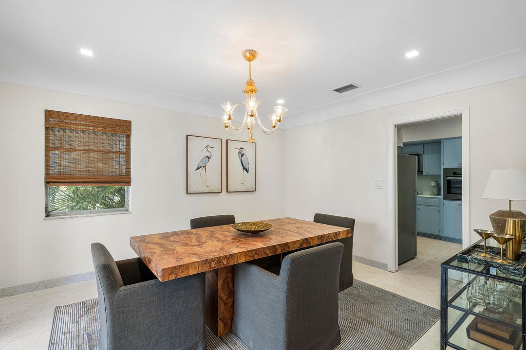 Active With Contract: $2,650,000 (4 beds, 4 baths, 3671 Square Feet)