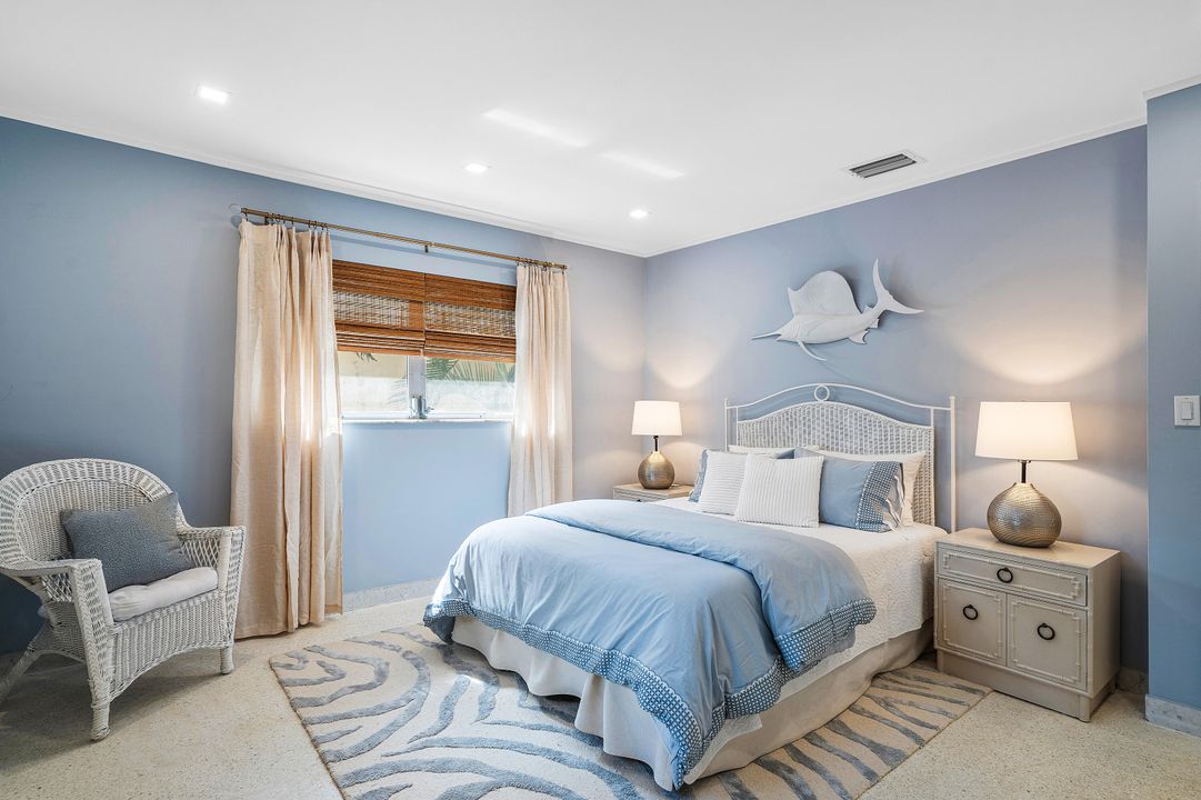 Active With Contract: $2,650,000 (4 beds, 4 baths, 3671 Square Feet)