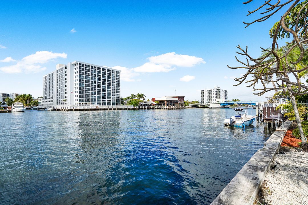 Active With Contract: $2,650,000 (4 beds, 4 baths, 3671 Square Feet)