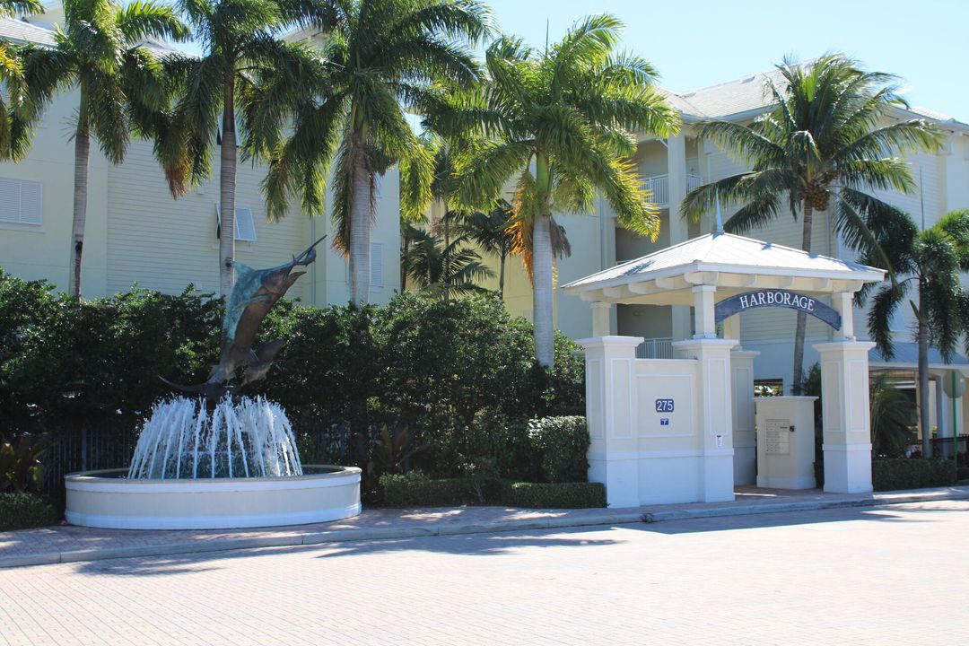 For Rent: $5,250 (2 beds, 2 baths, 1228 Square Feet)