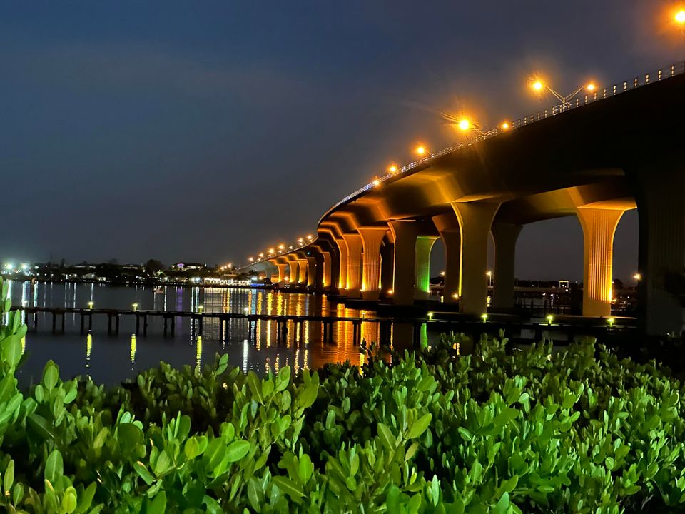 For Rent: $5,250 (2 beds, 2 baths, 1228 Square Feet)