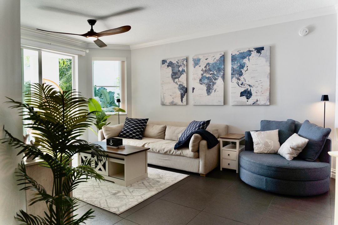 For Rent: $5,250 (2 beds, 2 baths, 1228 Square Feet)