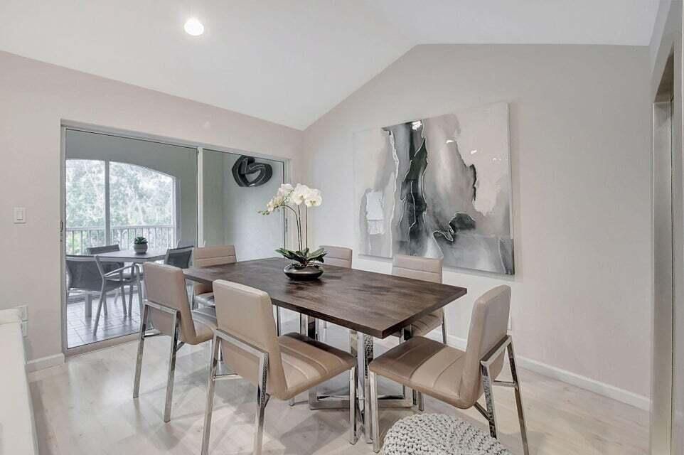 Active With Contract: $125,000 (2 beds, 2 baths, 1548 Square Feet)