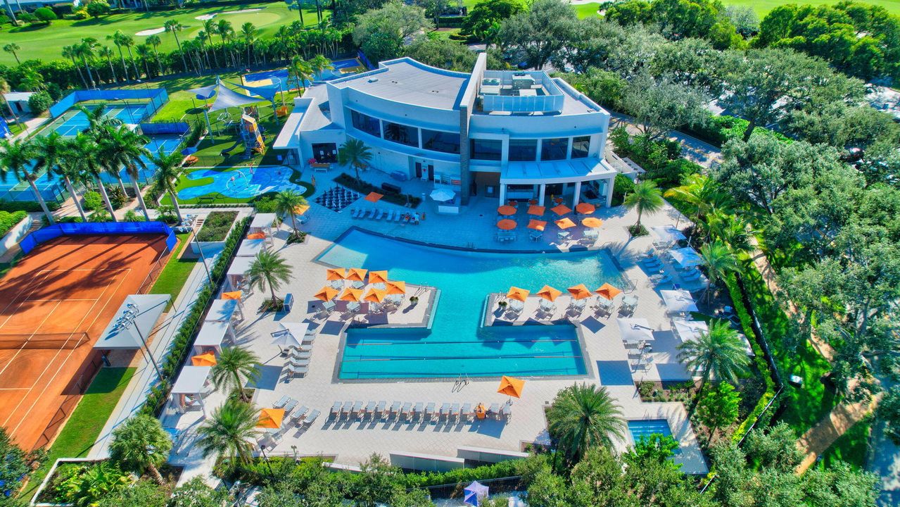 Active With Contract: $125,000 (2 beds, 2 baths, 1548 Square Feet)