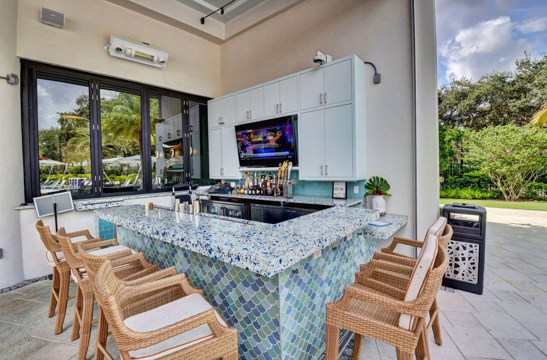 Active With Contract: $125,000 (2 beds, 2 baths, 1548 Square Feet)