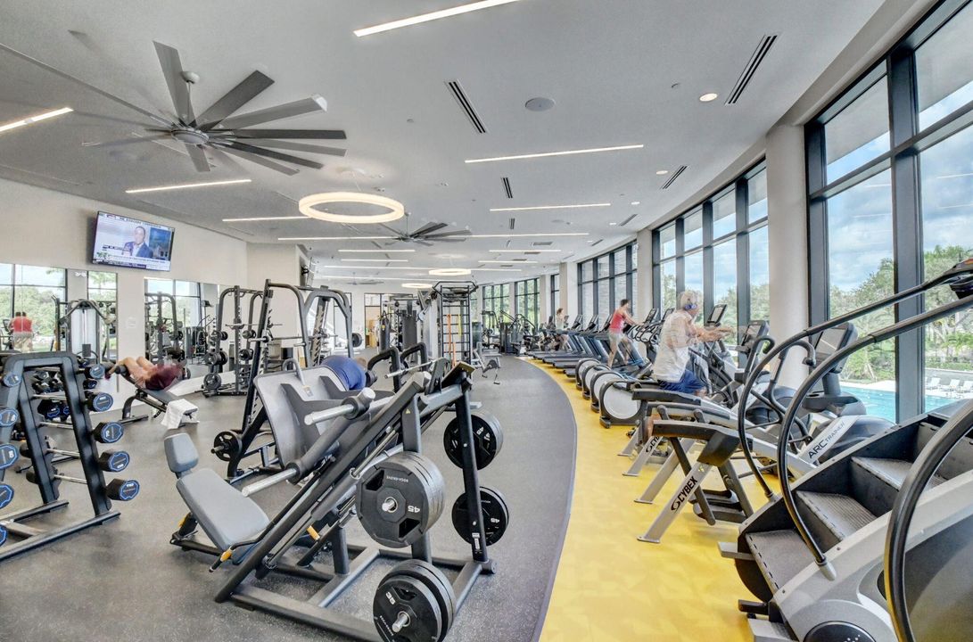 Active With Contract: $125,000 (2 beds, 2 baths, 1548 Square Feet)