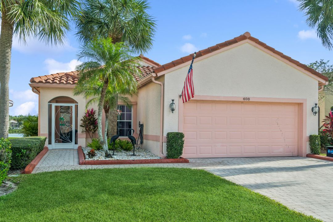 Recently Sold: $375,000 (2 beds, 2 baths, 1650 Square Feet)