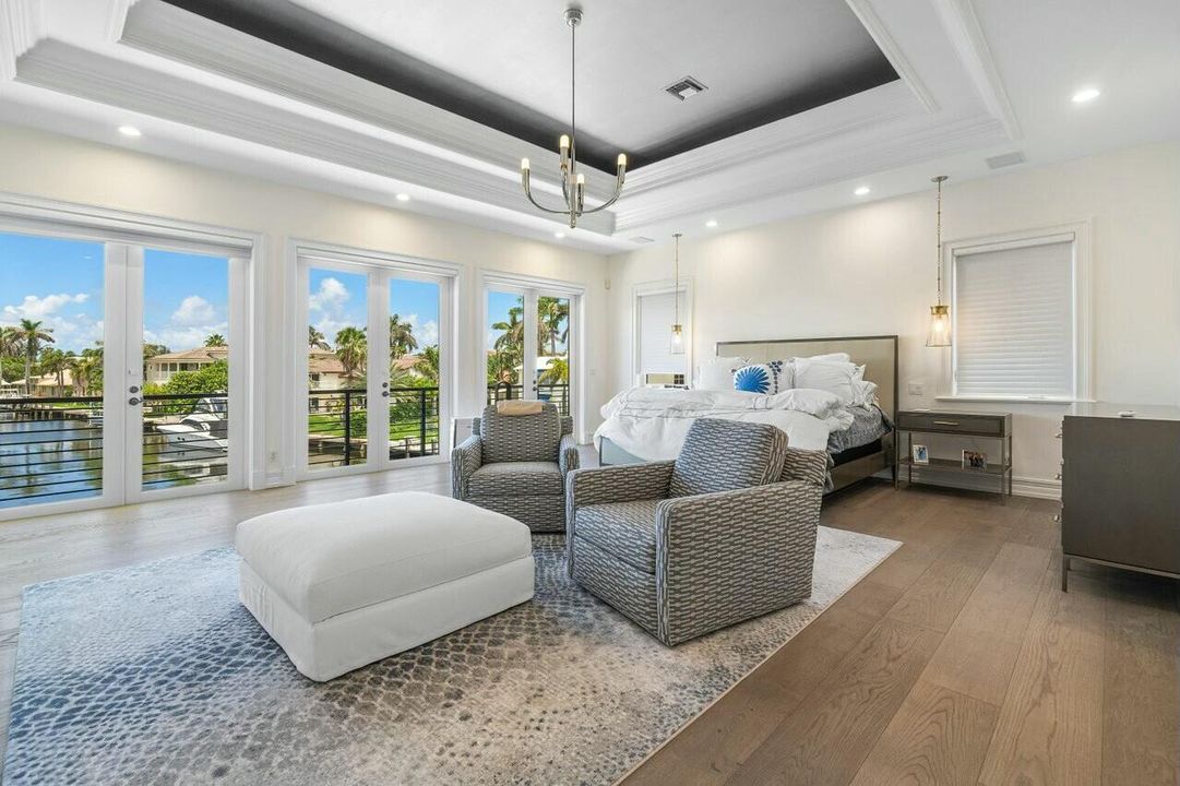 Active With Contract: $9,750,000 (5 beds, 6 baths, 7619 Square Feet)