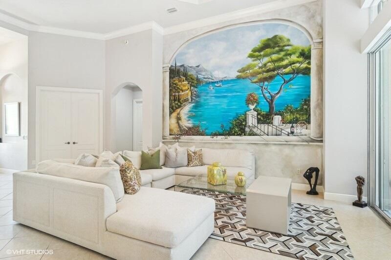 En Venta: $949,000 (4 camas, 4 baños, 3676 Pies cuadrados)