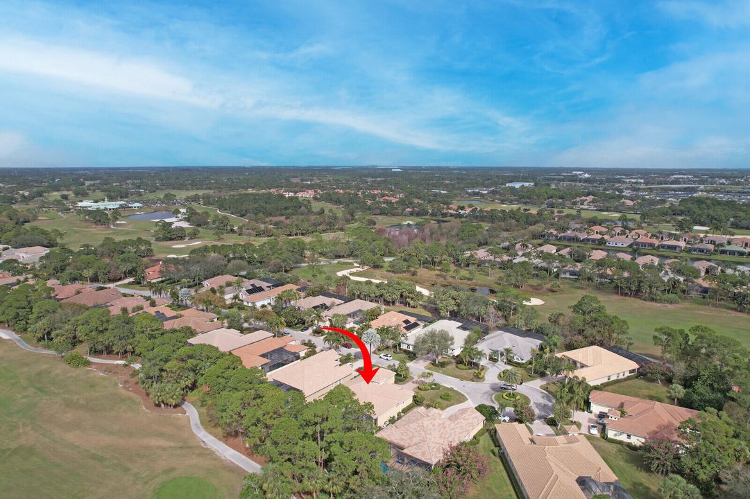 En Venta: $949,000 (4 camas, 4 baños, 3676 Pies cuadrados)