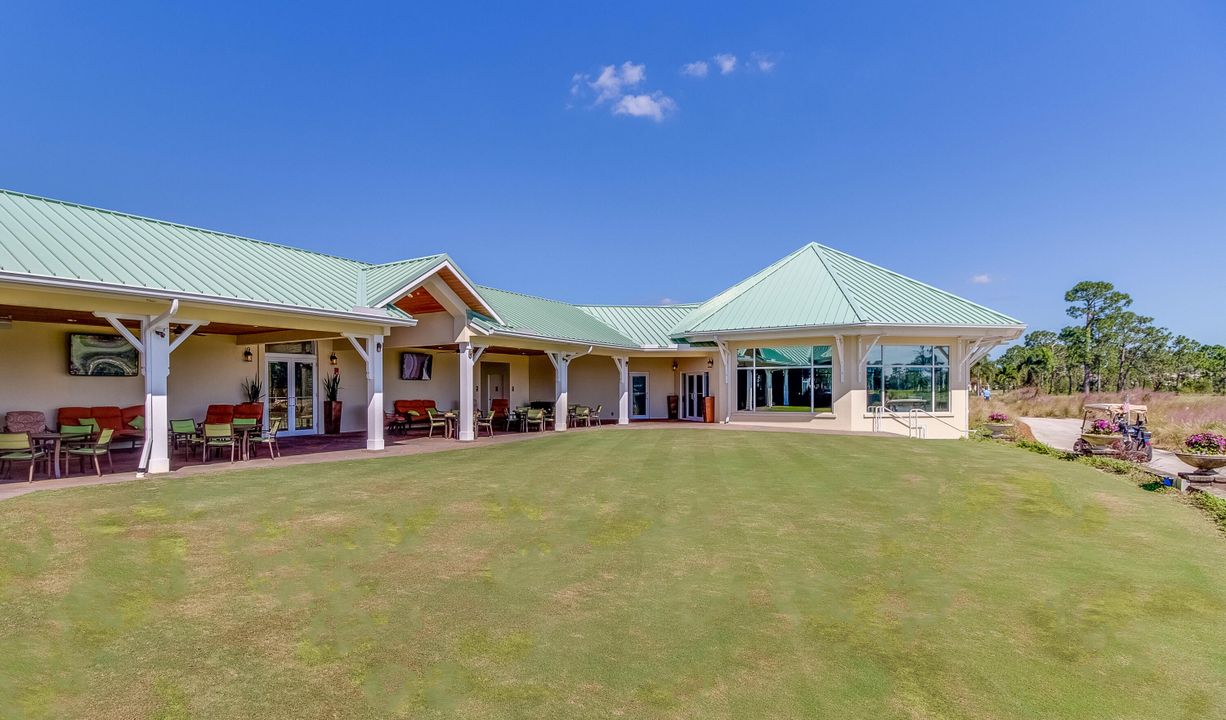 En Venta: $949,000 (4 camas, 4 baños, 3676 Pies cuadrados)