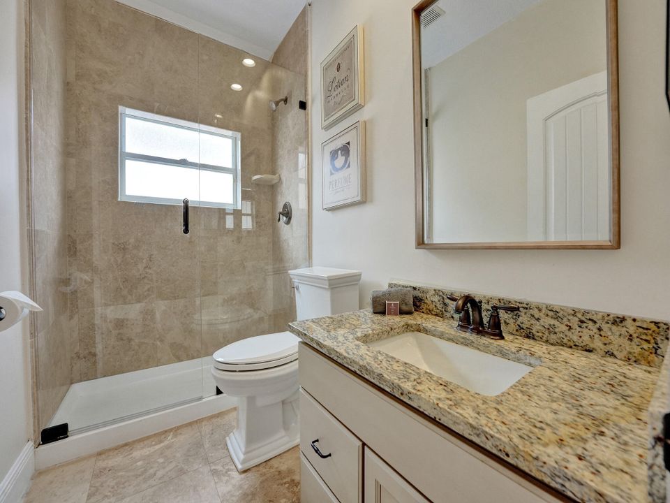 For Sale: $2,350,000 (5 beds, 4 baths, 3320 Square Feet)