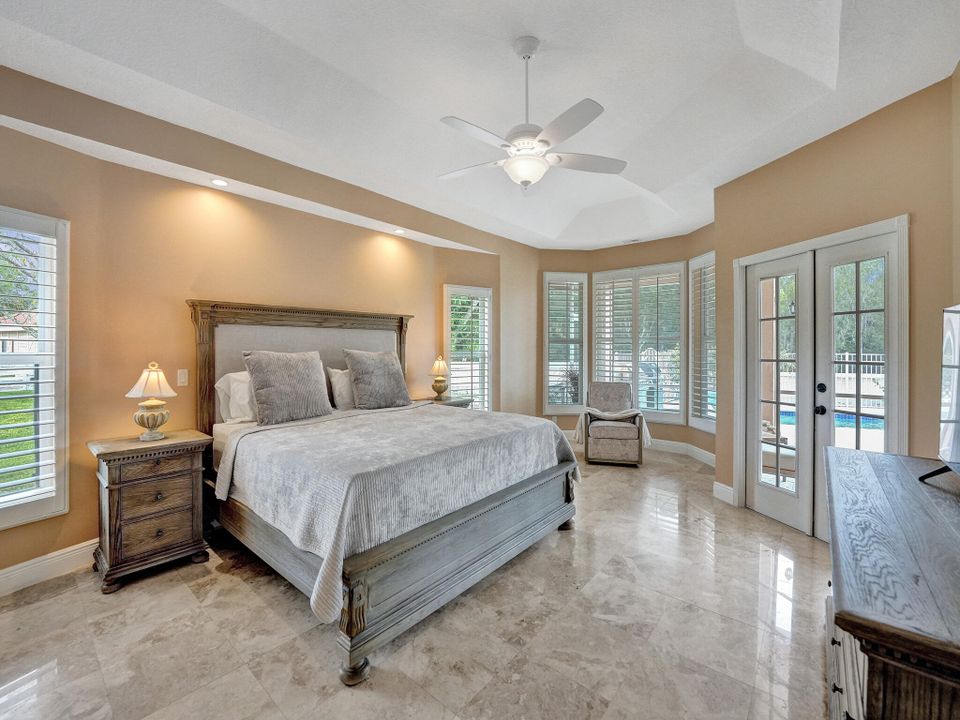 For Sale: $2,350,000 (5 beds, 4 baths, 3320 Square Feet)