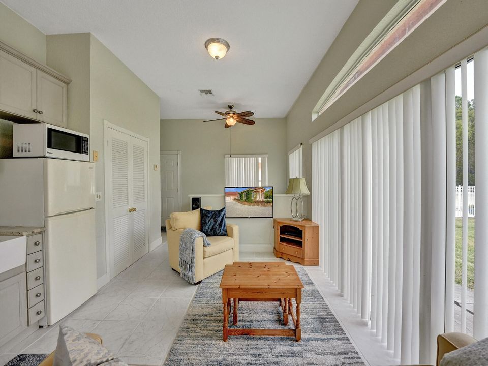 For Sale: $2,350,000 (5 beds, 4 baths, 3320 Square Feet)