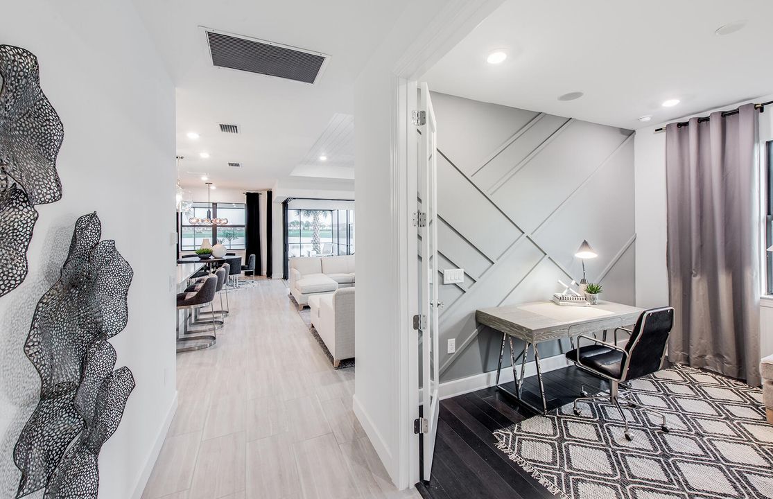 Activo con contrato: $699,510 (3 camas, 3 baños, 2266 Pies cuadrados)