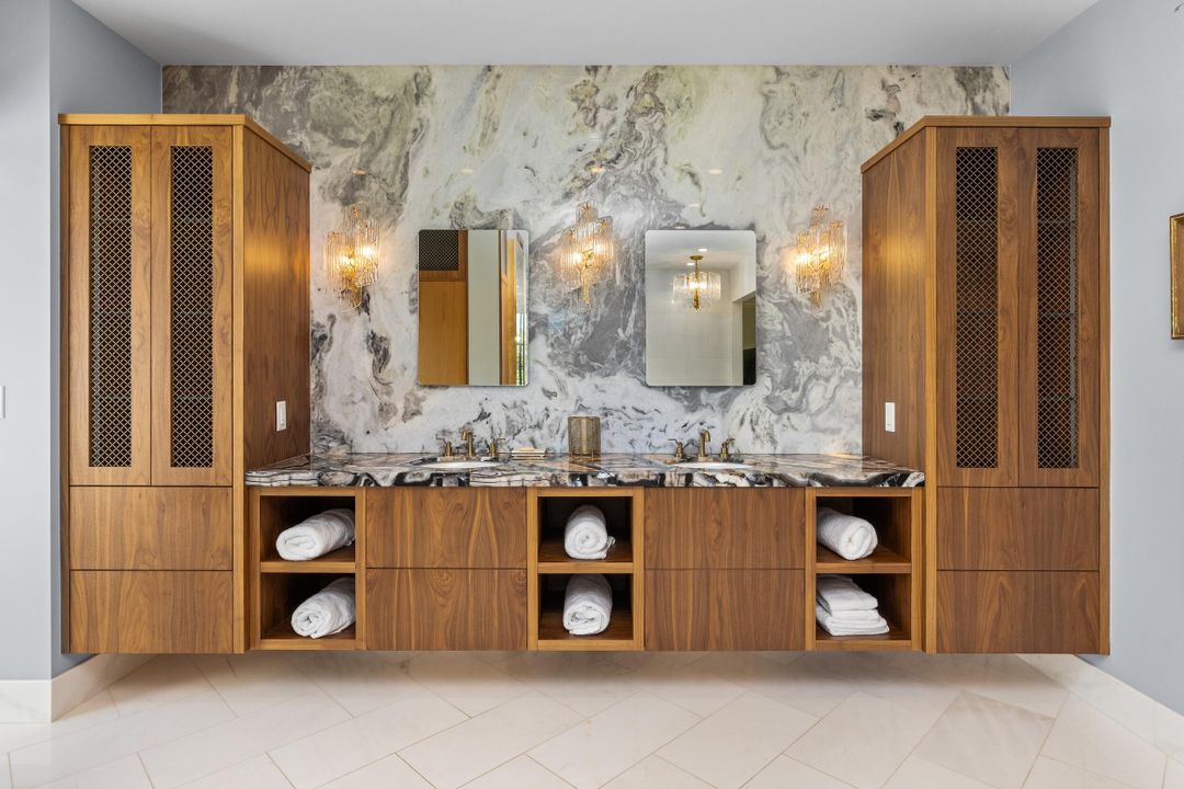 For Sale: $8,250,000 (5 beds, 4 baths, 5012 Square Feet)