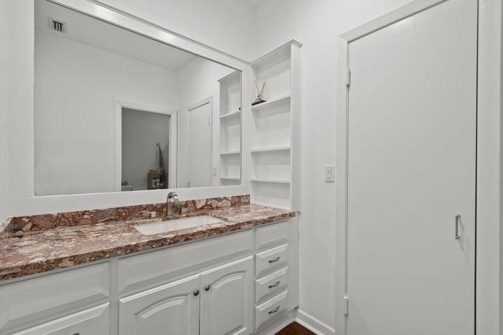 For Rent: $50,000 (5 beds, 5 baths, 4501 Square Feet)