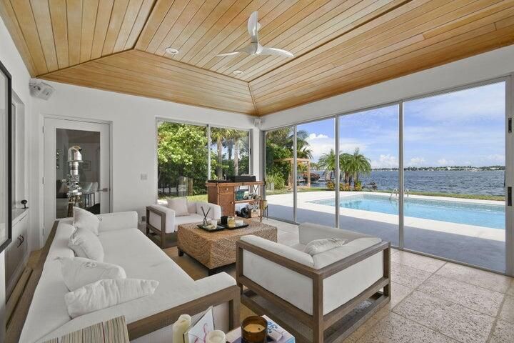 For Rent: $50,000 (5 beds, 5 baths, 4501 Square Feet)