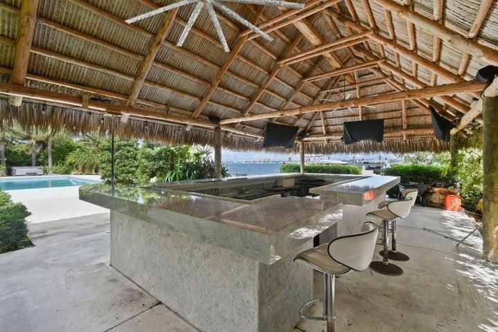 For Rent: $50,000 (5 beds, 5 baths, 4501 Square Feet)