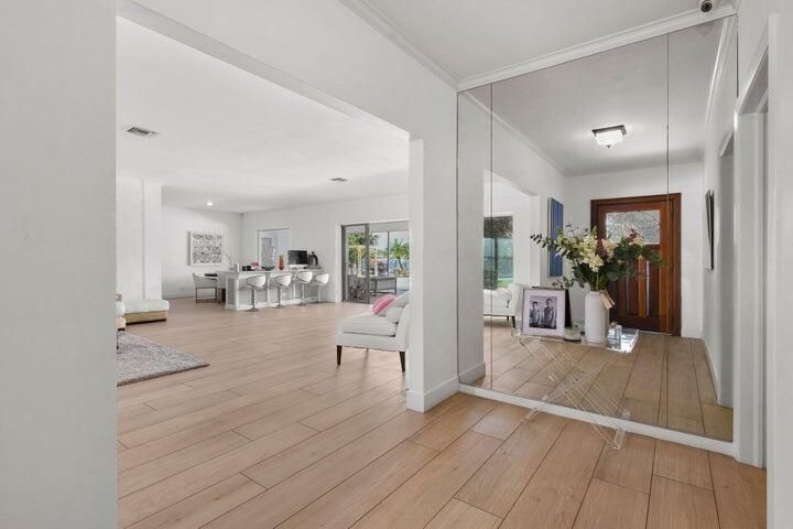 For Rent: $55,000 (5 beds, 5 baths, 4501 Square Feet)