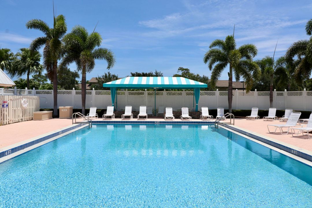 Под контрактом: $3,500 (2 спален, 2 ванн, 1230 Квадратных фут)