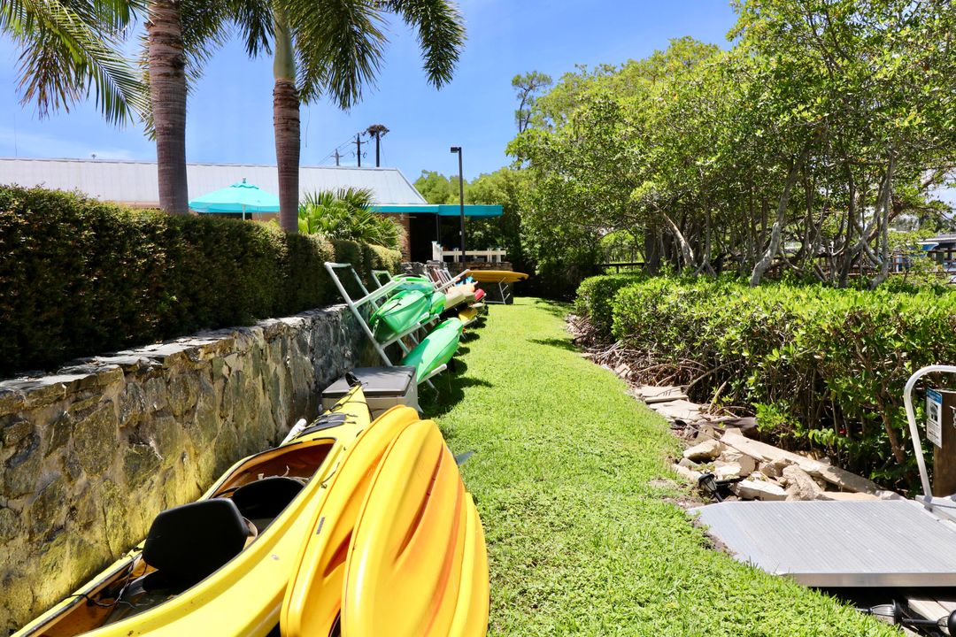 Под контрактом: $3,500 (2 спален, 2 ванн, 1230 Квадратных фут)