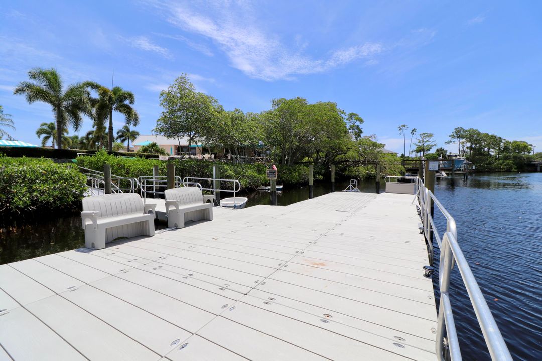 Под контрактом: $3,500 (2 спален, 2 ванн, 1230 Квадратных фут)